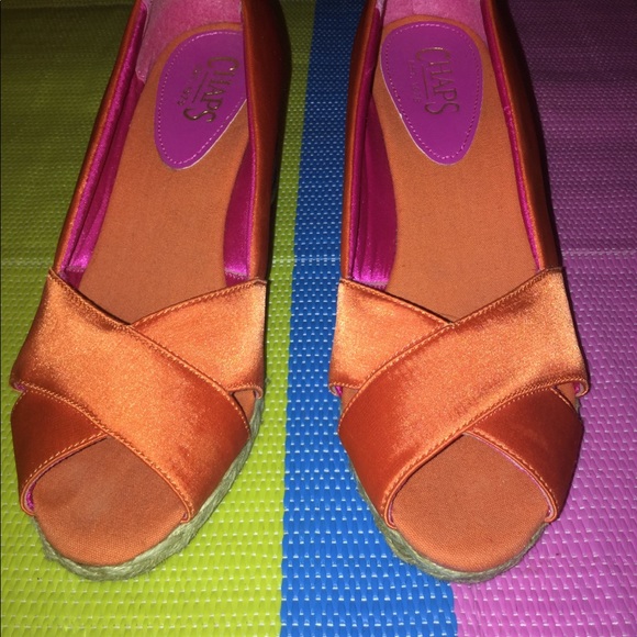 Chaps Shoes - 💕Chaps Dekoda Open Toe Wedges💕Satin Orange💕7.5B